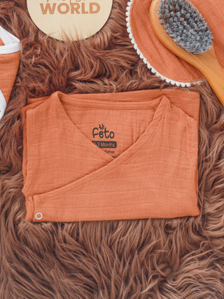 BABY ESSENTIALS UNISEX PREMIUM GIFT SET 0-3M (CHOCOLATE BROWN) - Kidulan