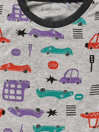 Full sleeve toy car graphic pattern in white pajama set for baby