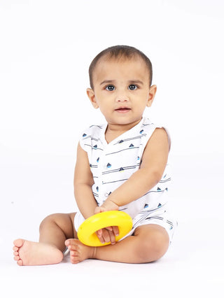 Sleeveless white & line pattern jabla set for baby - Kidulan