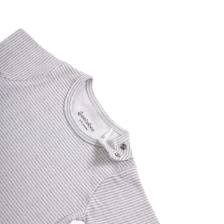 Half sleeve grey stripe pattern t-shirt for baby