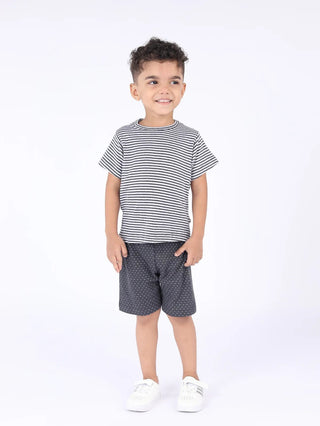 Half sleeve black stripe pattern in white t-shirt & shorts for baby - Kidulan