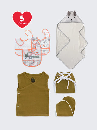 5 - Piece Newborn Gift Bundle – Farm Bibs, Hooded Towel & Muslin Jabla Set - Kidulan