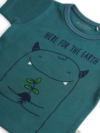 Half sleeve green graphic t-shirt for baby