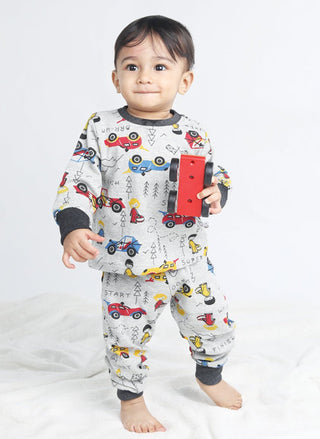 Full sleeve graphic pattern in white with black border pajama set for baby - Kidulan